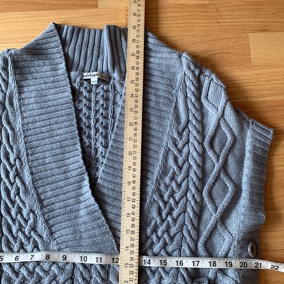 Haute Hippie 100% Merino wool sweater vest - Picture 16 of 16
